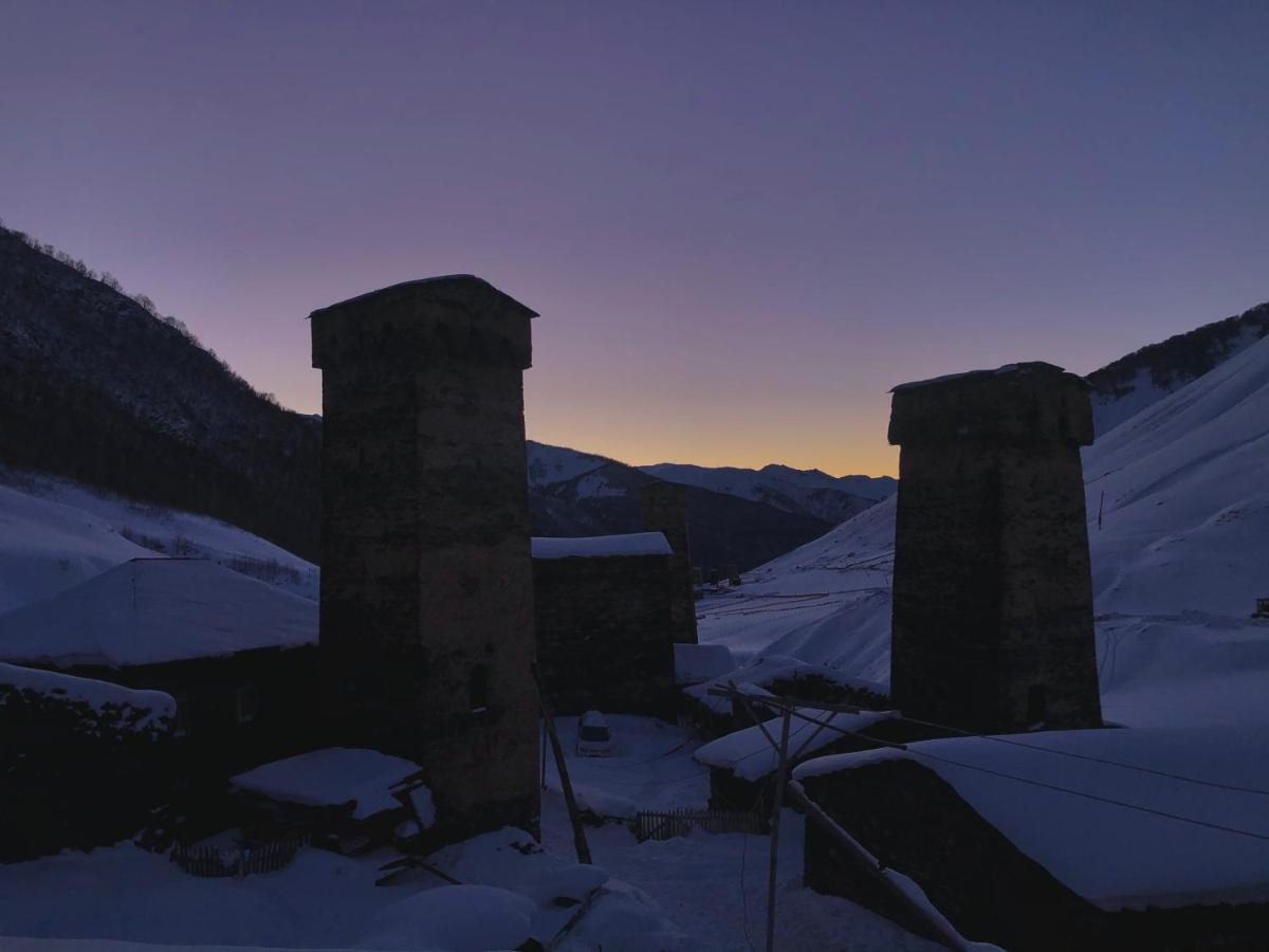 Old House Ushguli Exterior foto
