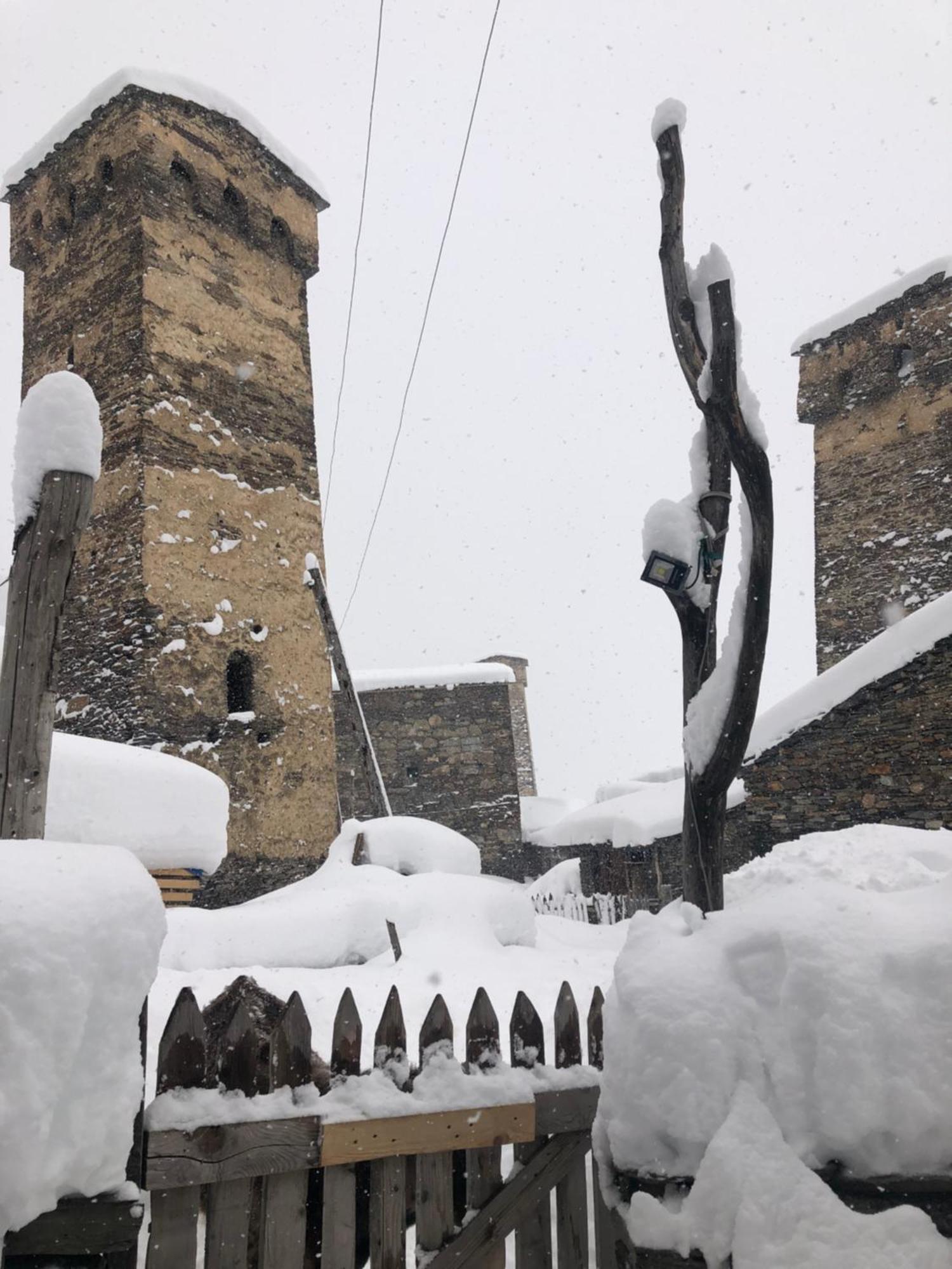 Old House Ushguli Exterior foto